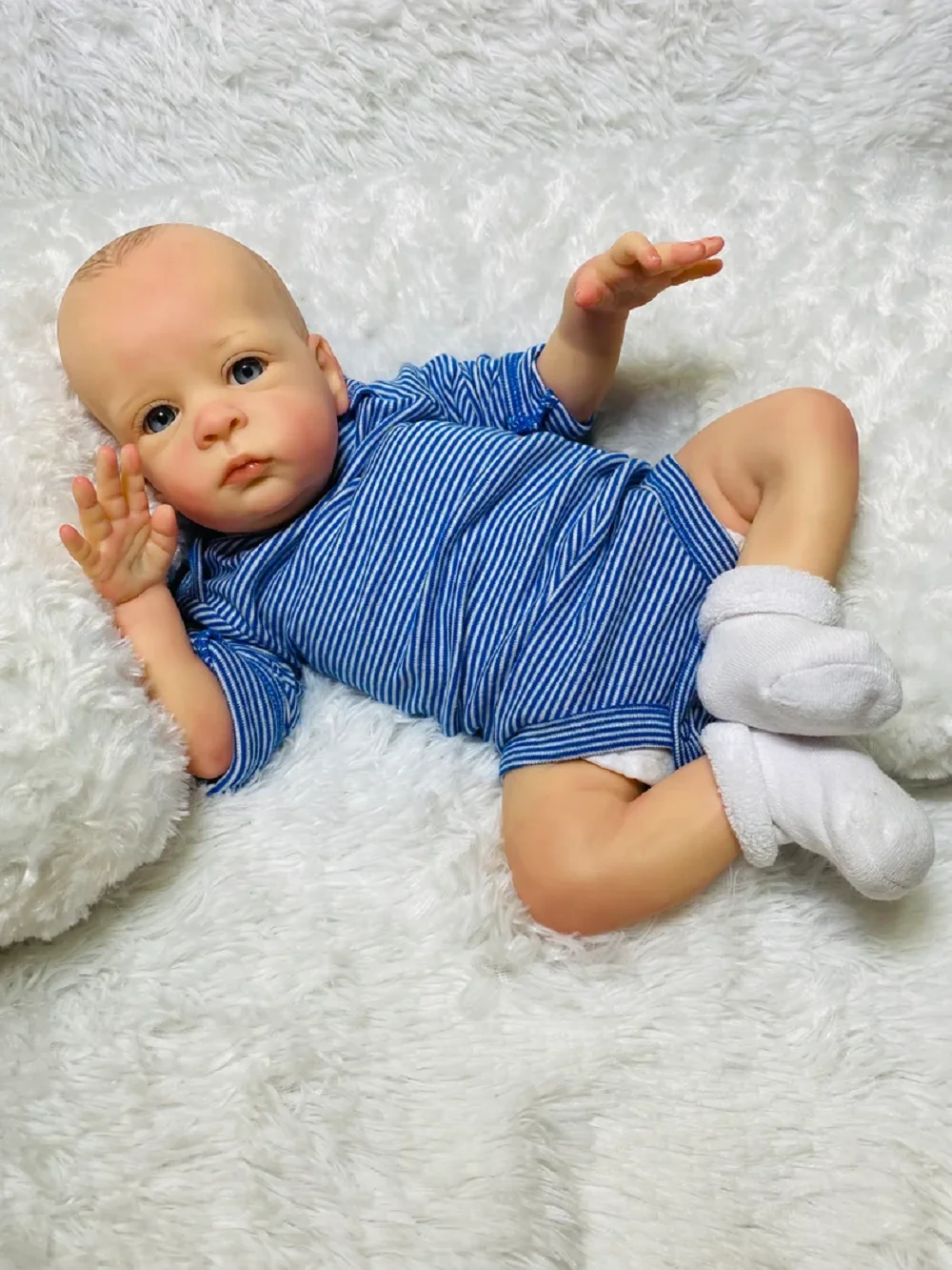 18-20Inch Cuddly Oskar Bebe Reborn Doll With Painted Hair Soft Cloth Body Handmade Lifelike Realistic Newborn Doll For Children