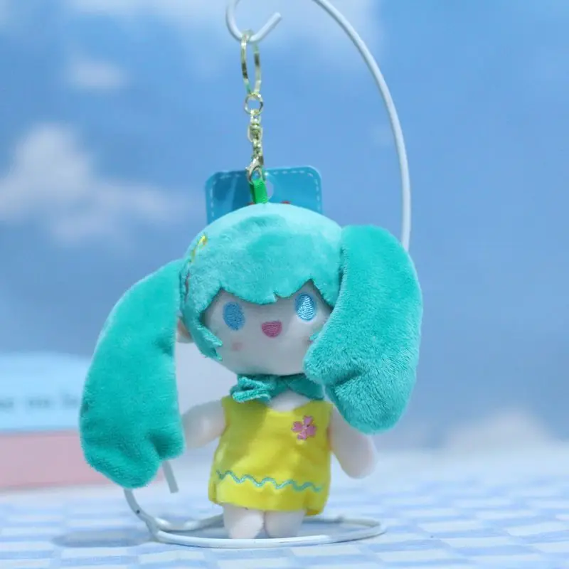 Animation Film Hatsune Miku Around The Second Plush Toy Cartoon Doll Pendant Doll Keychain Children's Toys.