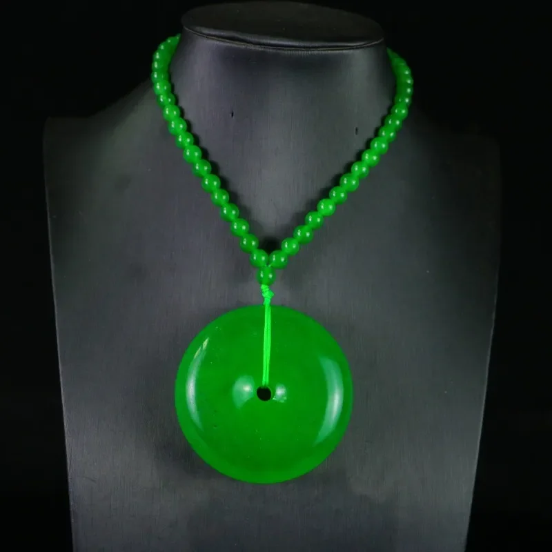 

Fashion New Pendant, Safety Buckle Pendant, Same for Men and Women
