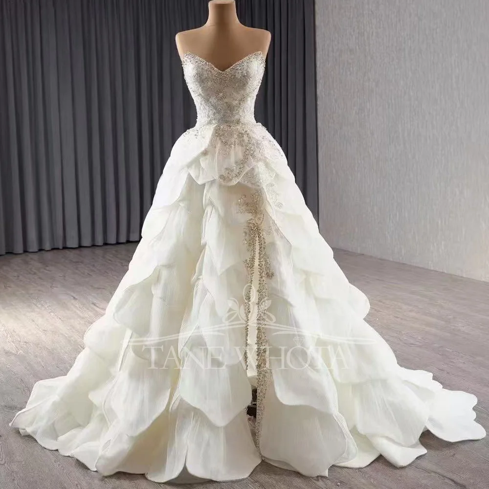 Abito da sposa di lusso con paillettes sul retro con lacci in cristallo senza maniche con scollo a cuore Abiti Da Sposa personalizzabile
