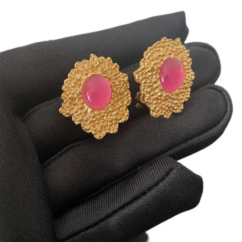 Vintage Lava Texture Gold Clip On Earrings Oval Pink Resin Stone Middle Ancient Style Women Non Pierced Jewelry