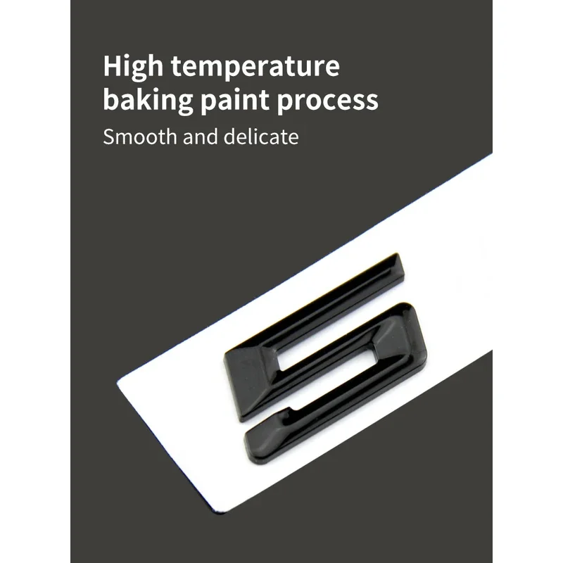 Suitable for BMW 7 Series G70 G12 730d 730li 740i 750i 735Li 760Li 745e 760i 2023 model, with a glossy black alphanumeric logo