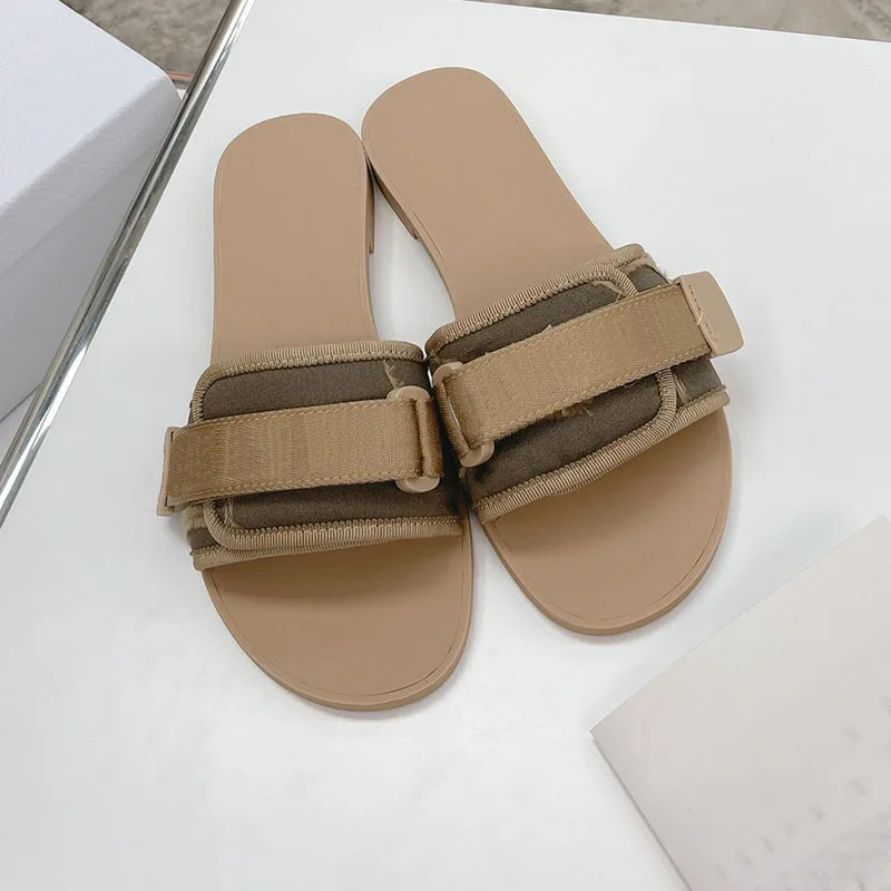 Summer Luxury Design Sandals Women Flat Casual All Match Outer Wear One-line Slippers Open Toed Beach Shoes Black Blue Slides