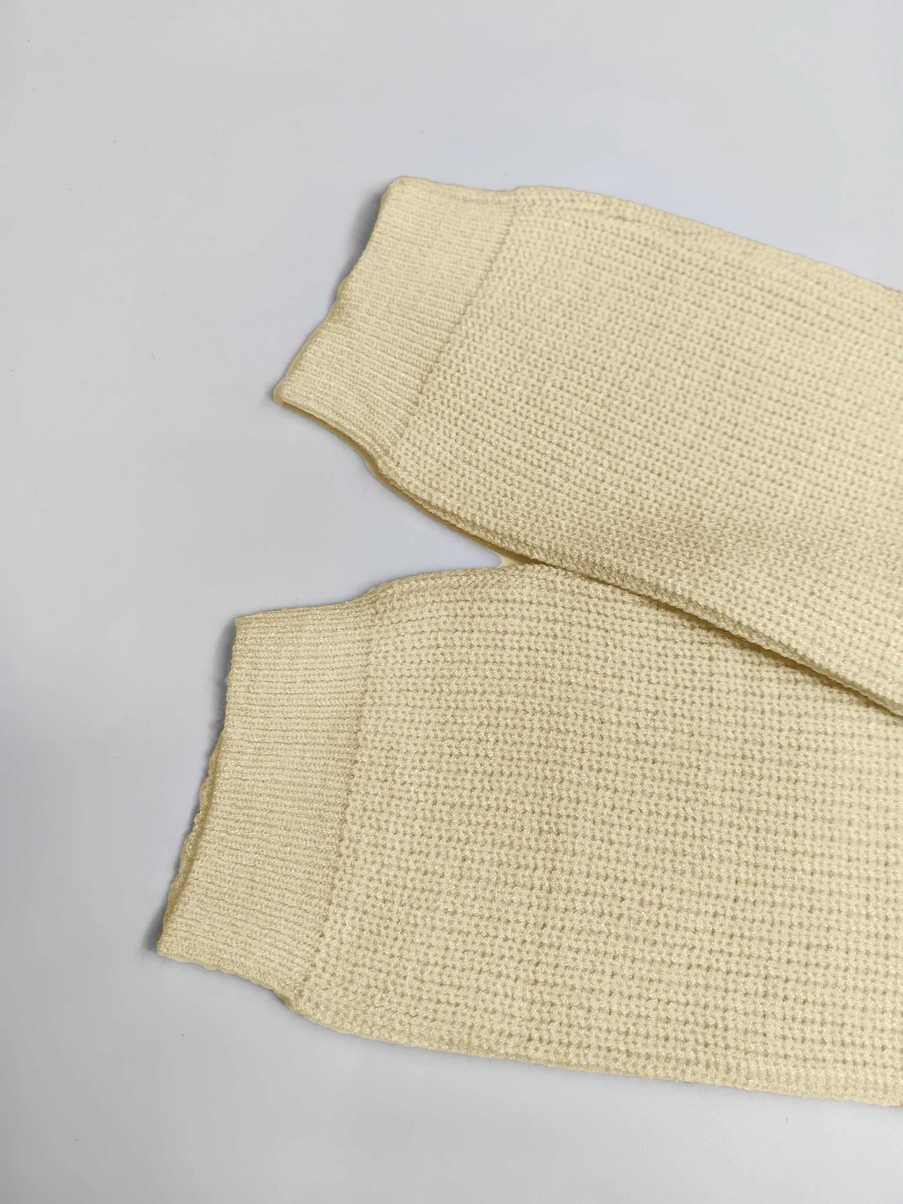 Однотонный удобный вязаный женский базовый слой с длинными рукавами и полувысоким воротником на осень-зиму, подходит для ношения как