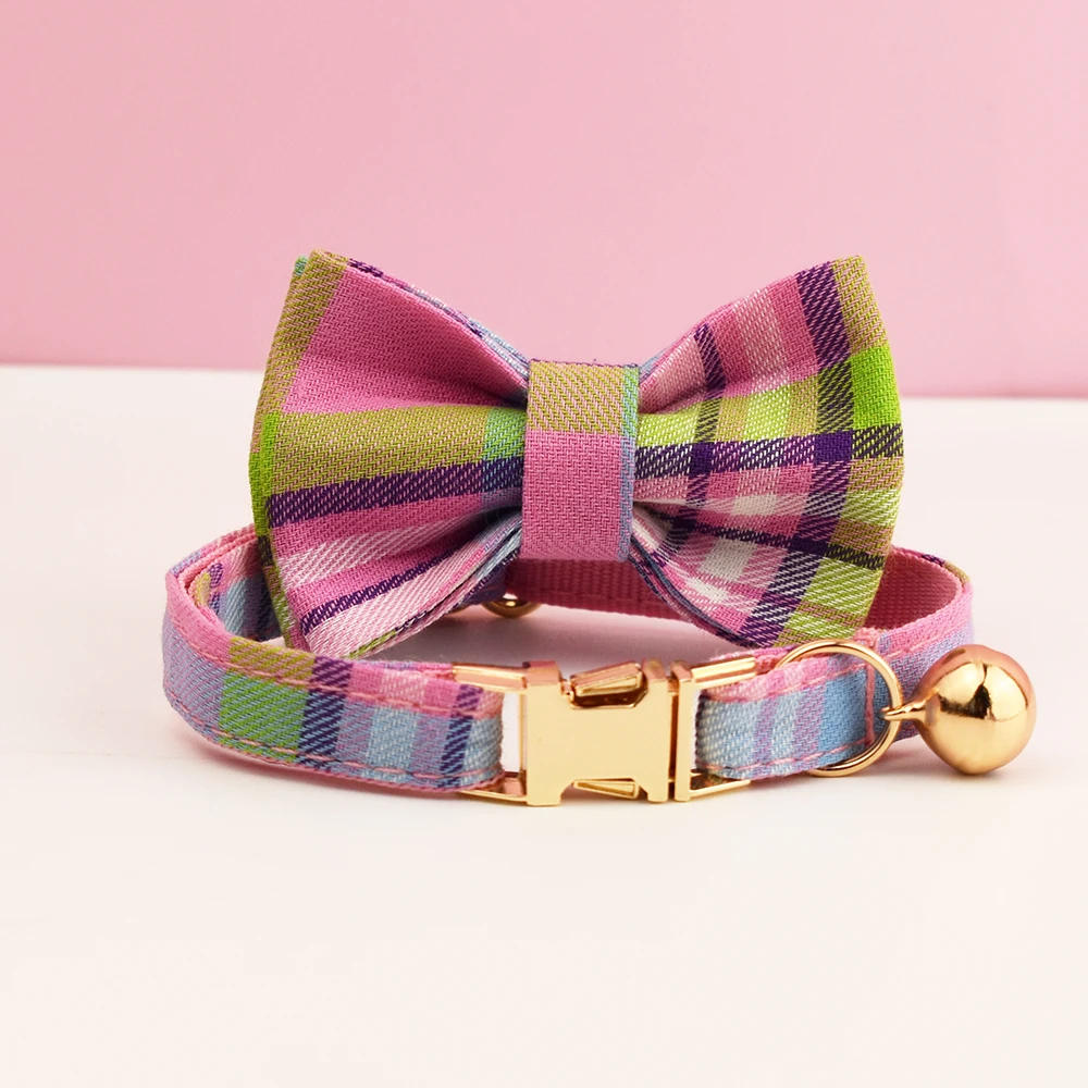 Karomuster Katzenhalsband mit Schleife Verstellbares Sicherheits-Personalisiertes Haustierhalsband mit Anpassbarem Namen Weiches Halsband – Detail 4