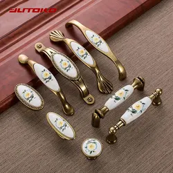 European Green Flower Ceramic Handles Kitchen Cabinet Storage Dressers Classic Wardrobe Cabinet Single Hole Closet Door Pulls