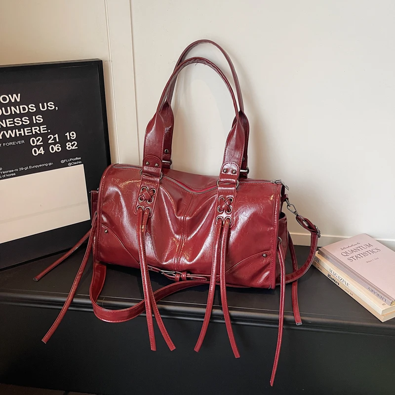 

2026 Spring New Casual Fashion Pu Shoulder Bags Solid Zipper Large Capacity Simple Retro Versatile Tote Bags for Women