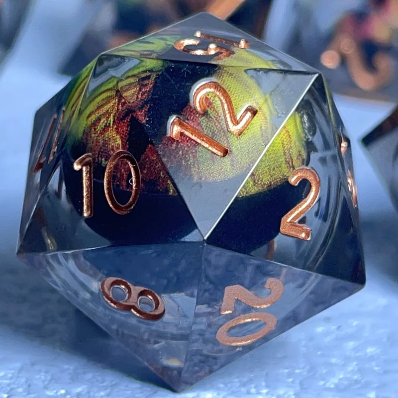 

7PCS Floating Moving Eyes Dice Sets Space Cosmic DND Accessories for MTG RPG Dungeons And Dragons Halloween Toy Gift Table Game