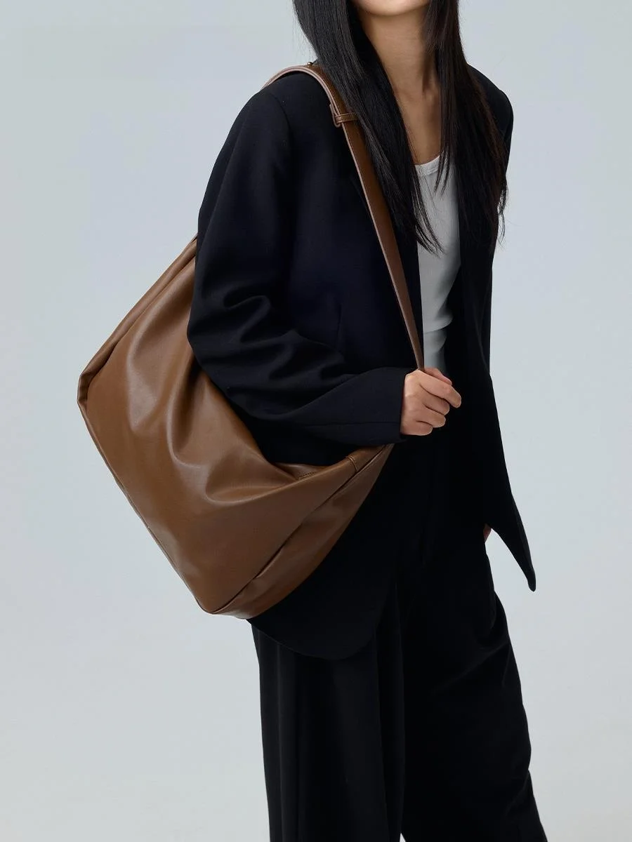 

Мягкая кожаная сумка через плечо Sora Rosa, женская повседневная легкая большая сумка через плечо Capaci для поездок на работу и работе