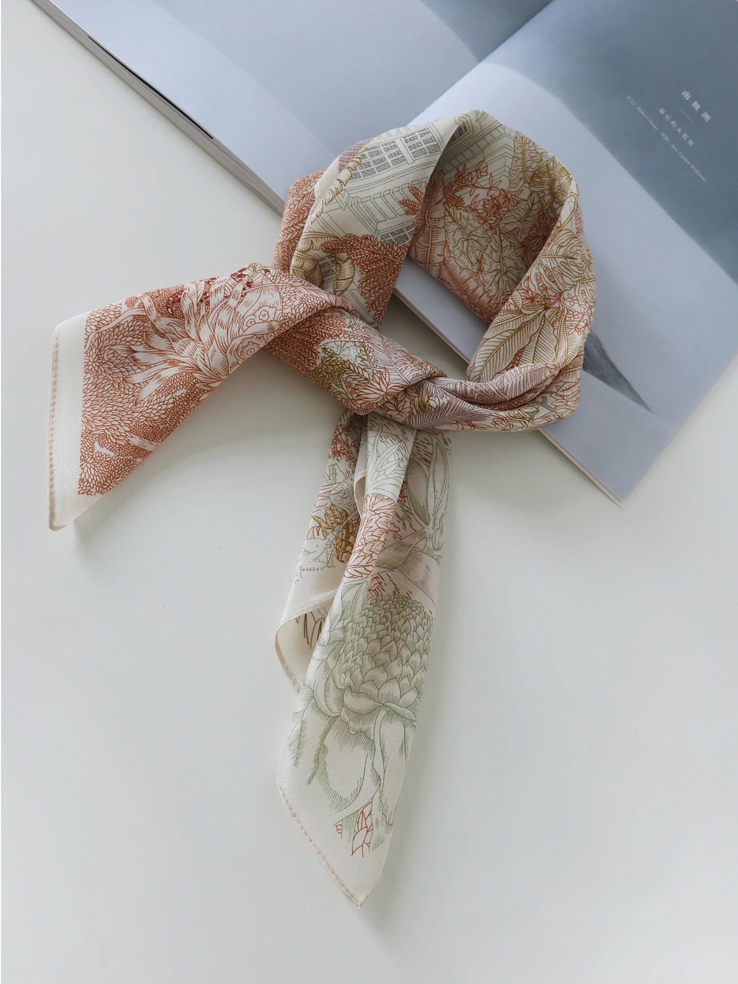 salmoo-silk-scarf-bohemian-print-thin-silk-double-gauze-spring-summer-small-square-neck-decorative-fashion-accessories