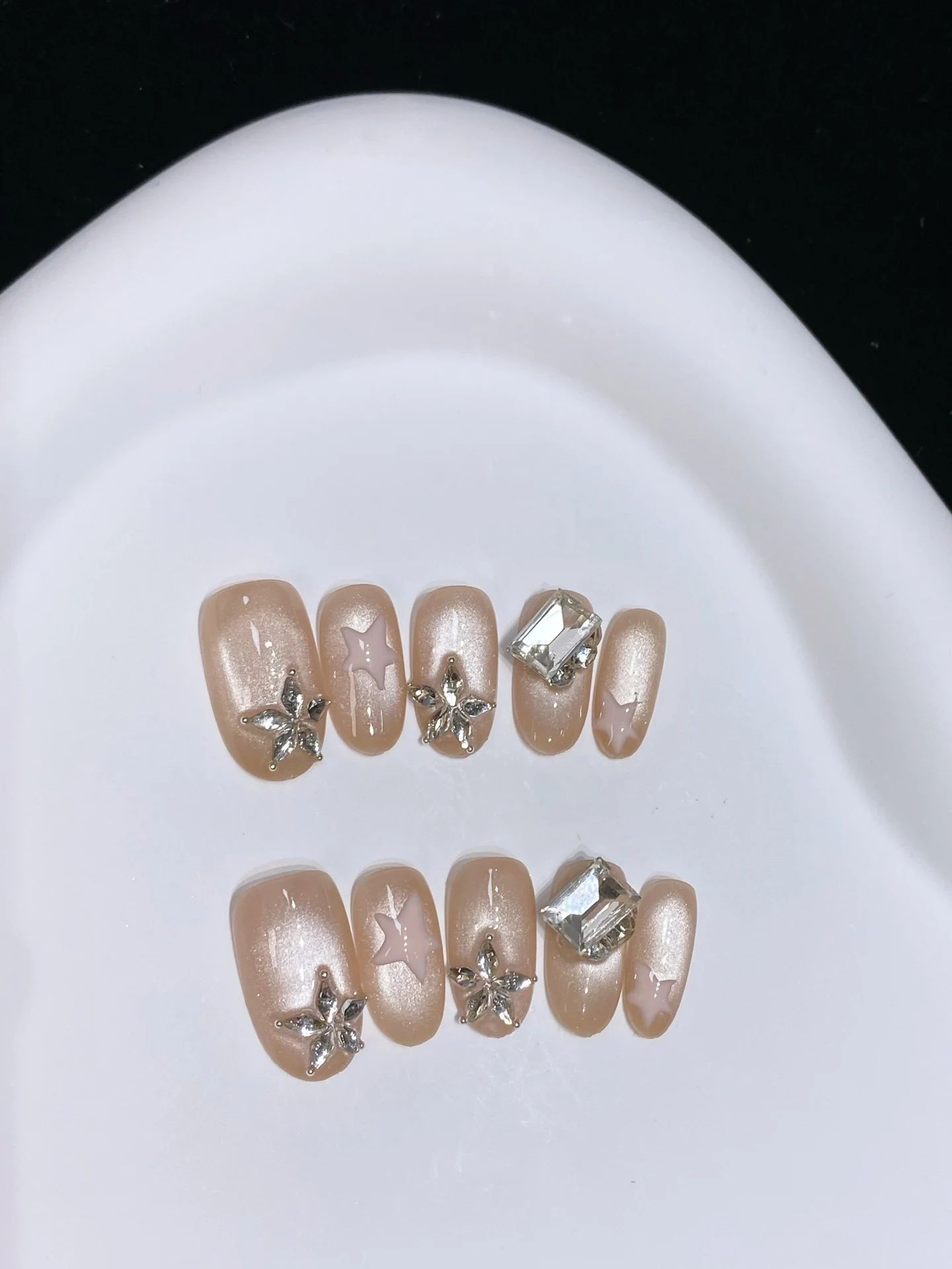 

10Pcs Short Oval French Handmade Press on Cat's Eye False Nails Wearable Nail Art Tips Reuse Finished Fake Nails With Crystal
