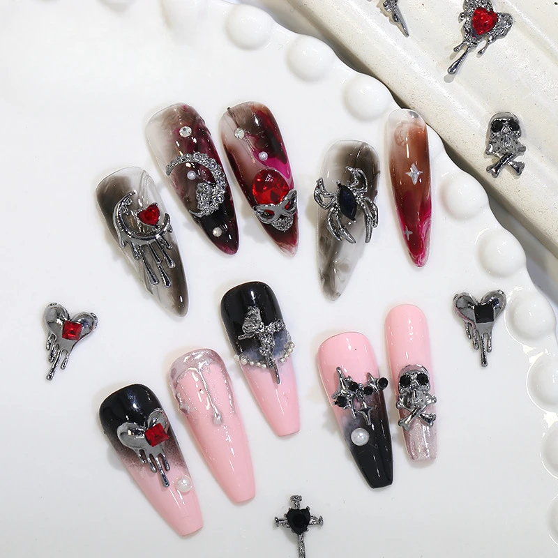 Decorações de nail art estilo gótico com 10 peças de strass de liga preta, perfeitas para Halloween e festa retrô