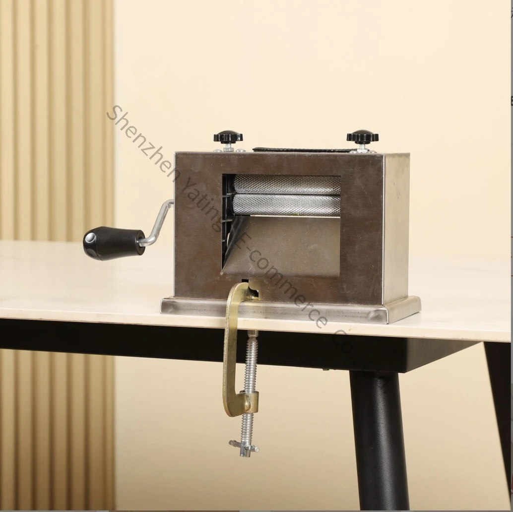 Hand Crank Edamame Shelling Machine Small Peeling and Restaurant Commercial Kitchen Efficient Edamame Shelling Machine