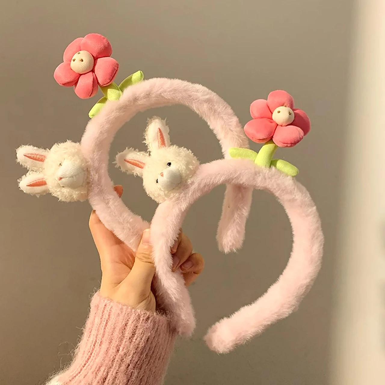 

Милый кролик, плюшевый обруч для волос, заколка для волос с розовым цветком, милая повязка на голову для мытья лица для девочек, осенне-зимний аксессуар для волос с героями мультфильмов