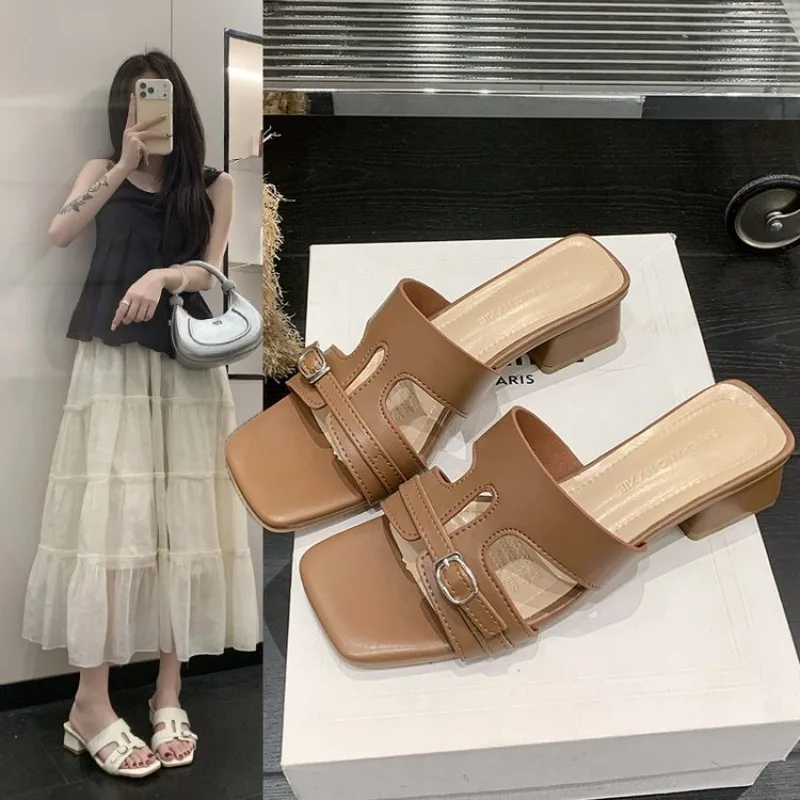 

French Style Thick Heeled High-heeled Sandals for Women in 2026, Fashionable and Casual Wear, Exposed Toe Women's Slippers