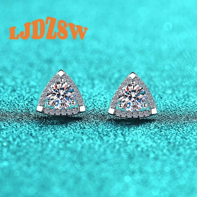 

S925 Silver 0.5ct Moissanite Triangle Earrings Elegant Sparkling Jewelry Women Minimalist Design Perfect Gift for Any Occasion