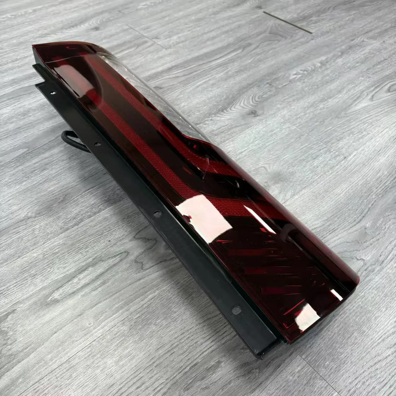 Hy-un-dai 24V Bus Tail Light عدسة مقاومة للماء لـ Coach & City Bus HL-W012