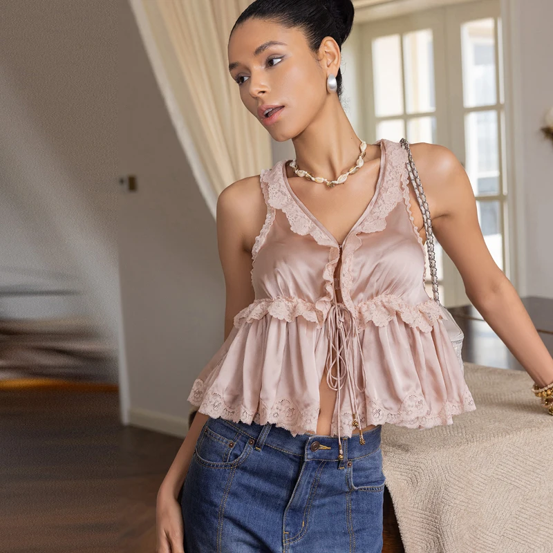 

Искусственная шелковая атласная майка с кружевом и бахромой в стиле Кендалл Дженнер, V-образный вырез, китайское производство, лето 2026, женская мода