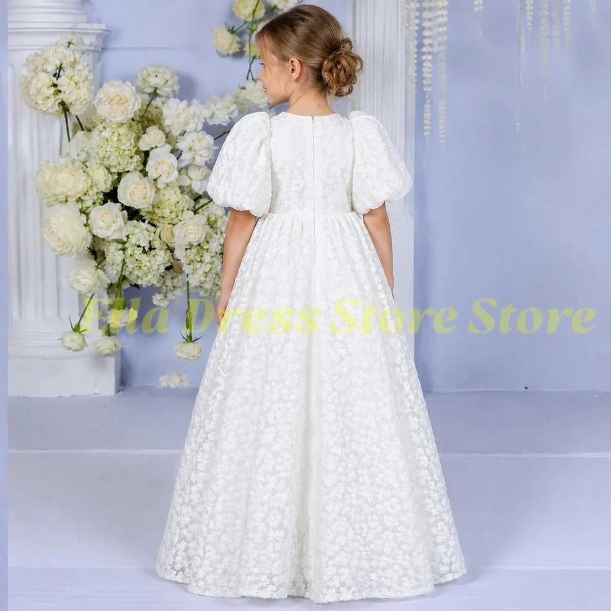 Weißes Blumenmädchenkleid mit Ballonärmeln für Hochzeiten, Ausgeschnittenes Spitzenkleid, Langes Prinzessinnenkleid für Kinder, Festkleid für Erstkommunion, Großhandel – Detail 2