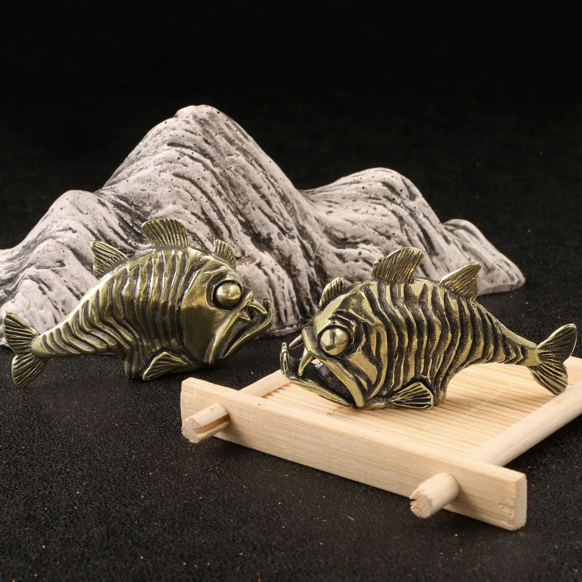 Piranha Brass Desk Decoration Figure Ornaments Piranha Fish Tea Pet Copper Crafts Collection Decorative Figurines