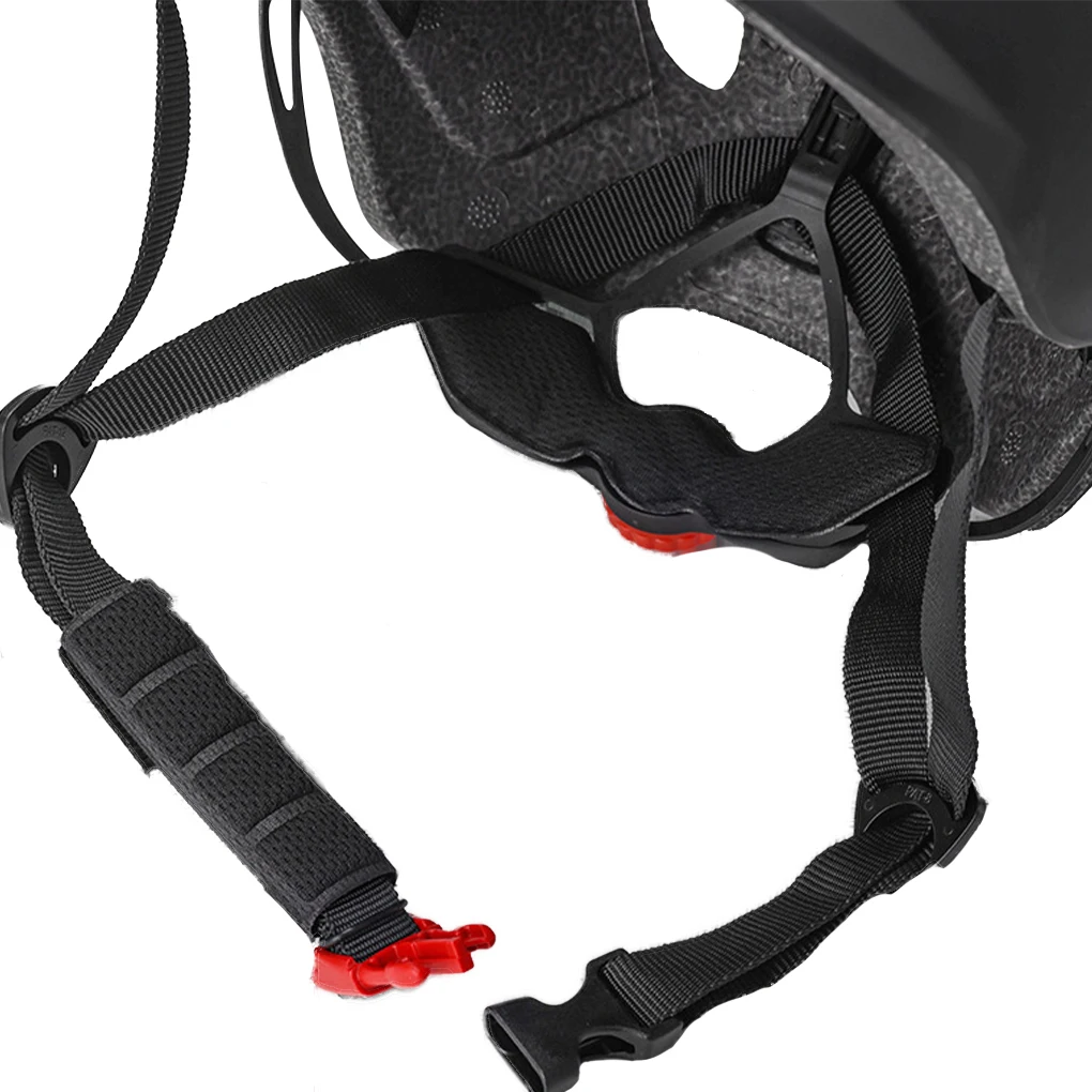 Fashionable Riding Helmets - Soft Cloth Lining Wide Range Adjuster Multiple Colors Are Optional Protective Helmets black L