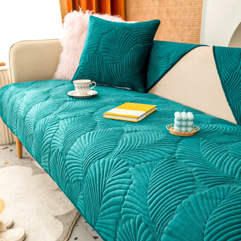 Velvet Sofa Cover Winter Thickening Non-Slip Plush Sofa Full Cover Towel Cloth Breathable Living Room Sofa Furniture Cover