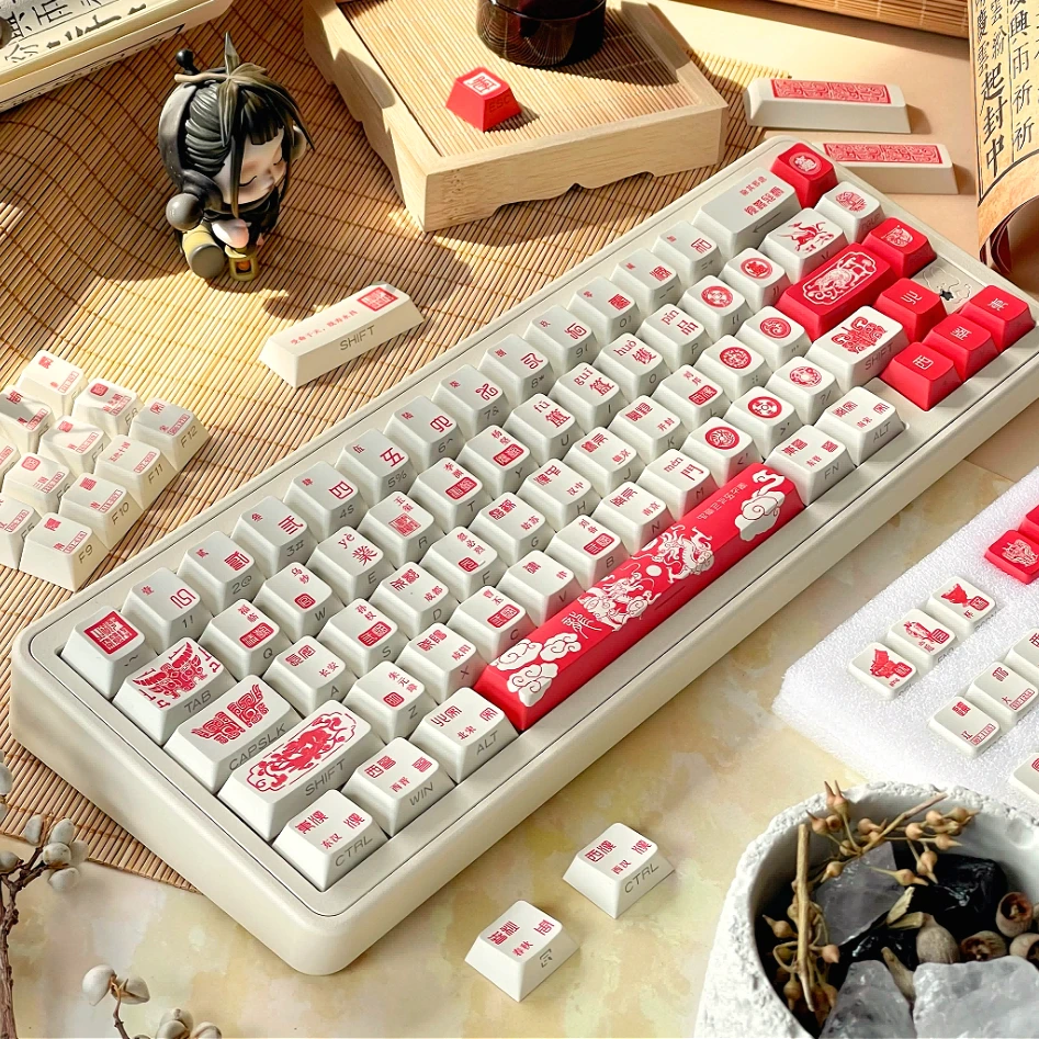 

Серия Guofeng, краткая история, оригинальная заводская высота, PBT плюс ПК, двухцветная сторона термосублимации, прозрачная клавиатура