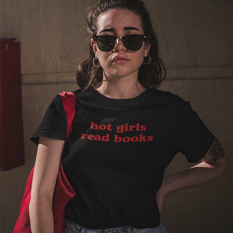 Hot Girls Read Books Women T Shirt Cotton Loose Graphic Tee Summer Fashion O Neck Vintage Ladies T-shirt Female Top Dropshipping