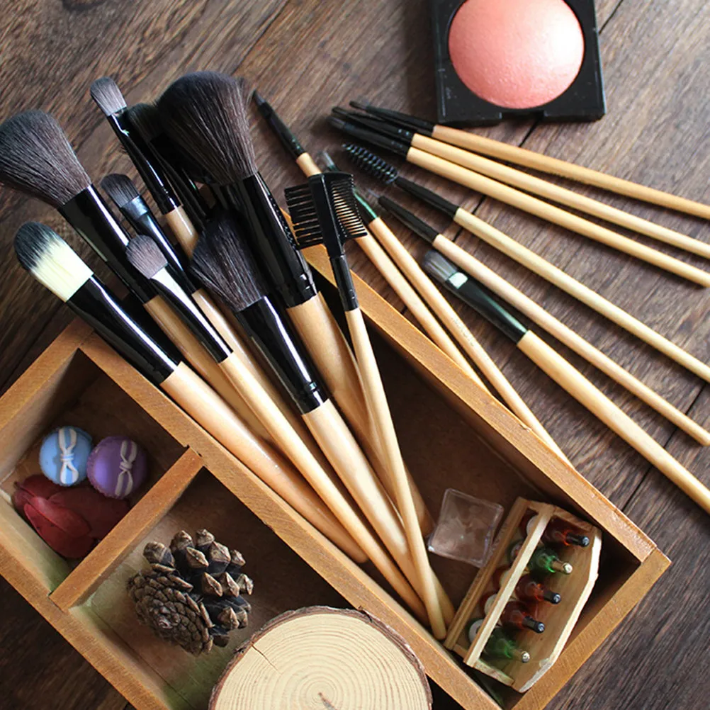 

24Pcs Professional Makeup Brushes Set Nylon Bristles Wooden Handle Cosmetics Powder Blush Kit Portable Makeup Set for Women