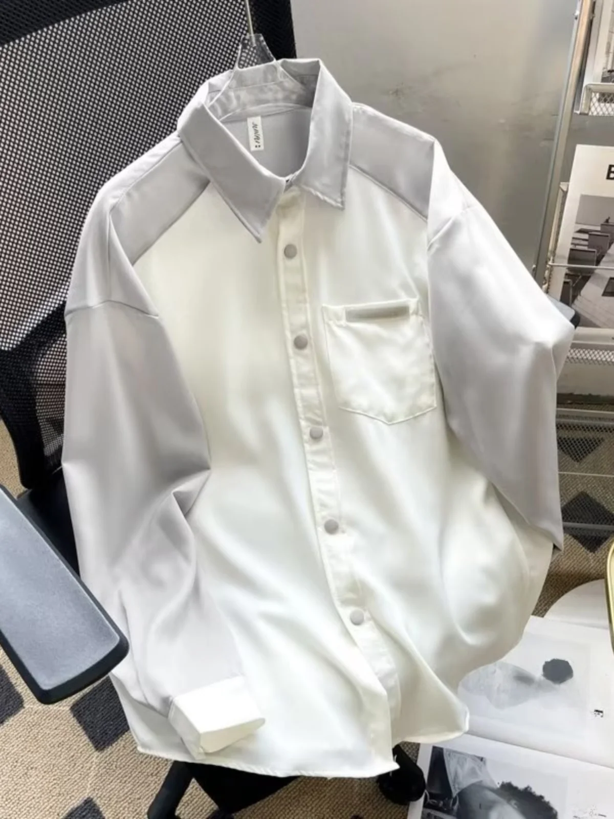 

Мужской повседневный шикарный длинный све irt Color Blo Drapey Свободный крой Осень Весна Высококачественный шелковый однотонный цвет C...