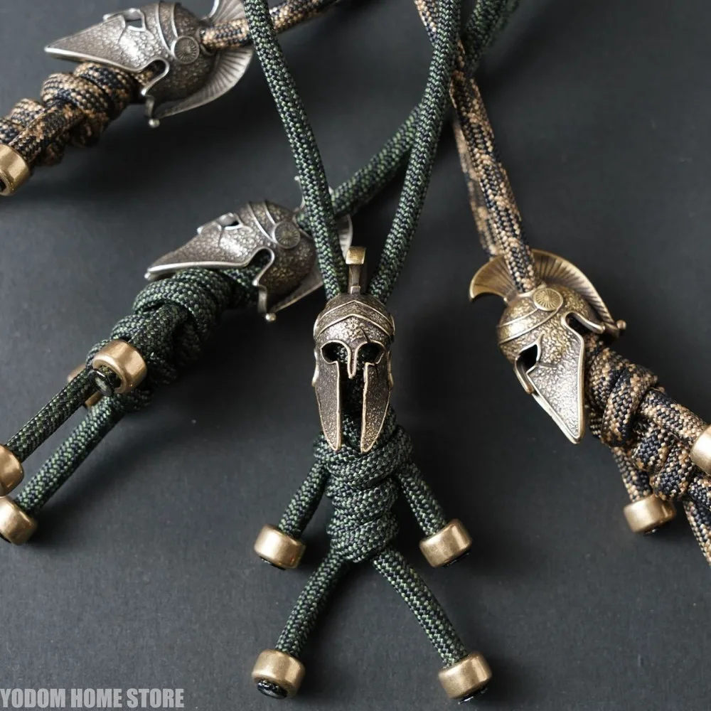 Outdoor Paracord Rope Knight's Helmet Keychain EDC Braided Lanyard for Backpack Hanging Desk Decoration Living Room Decoration