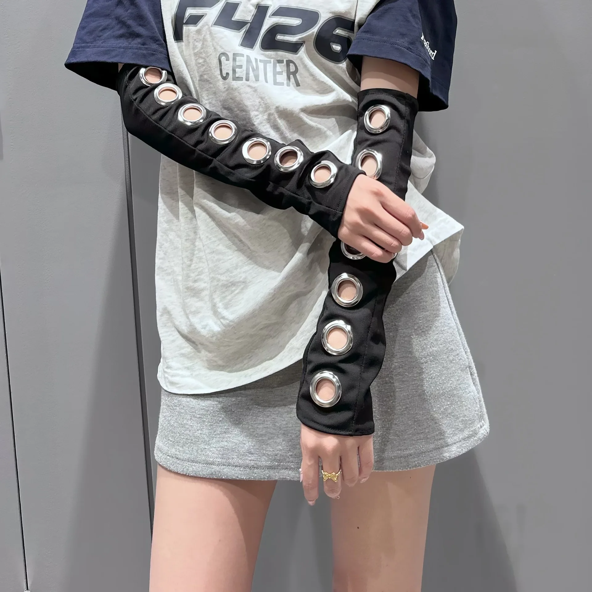 Metal Grommet Hollow out Arm Warmers Women Y2k Punk Long Arm Sleeves Gothic Harajuku Baddie Streetwear Arm Cover Cosplay Concert