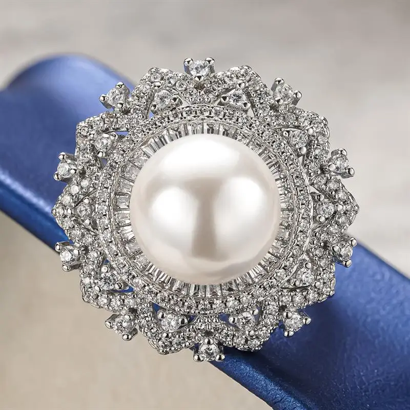 Huitan Wunderschöner runder Damenring mit Imitationsperle, ausgefallenes Zubehör für Hochzeit, Verlobung, edler, voll glänzender CZ-Damenschmuck, Geschenk – Detail 6