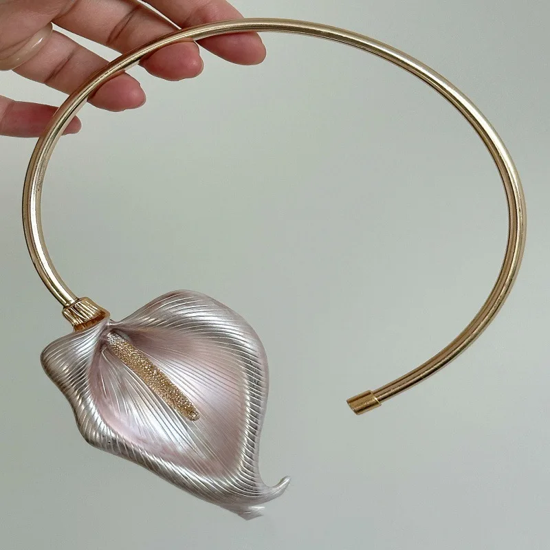 HUANZHI Retro Exaggerated Unique Calla Lily Open Choker Fashionable High-end 3D Flower Banquet Party Accessories New