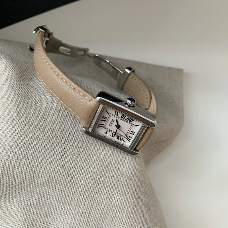 

Стильные простые женские часы, изысканные кварцевые часы с римскими цифрами, роскошные часы, подарок, женские часы