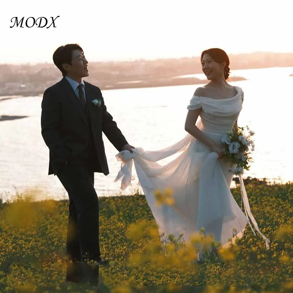 MODX Elegant Scoop A-line Wedding Dresses Off Shoulder Pleat 웨딩드레스  Korea Photoshoot Floor-Length Customised Bride Gowns 20