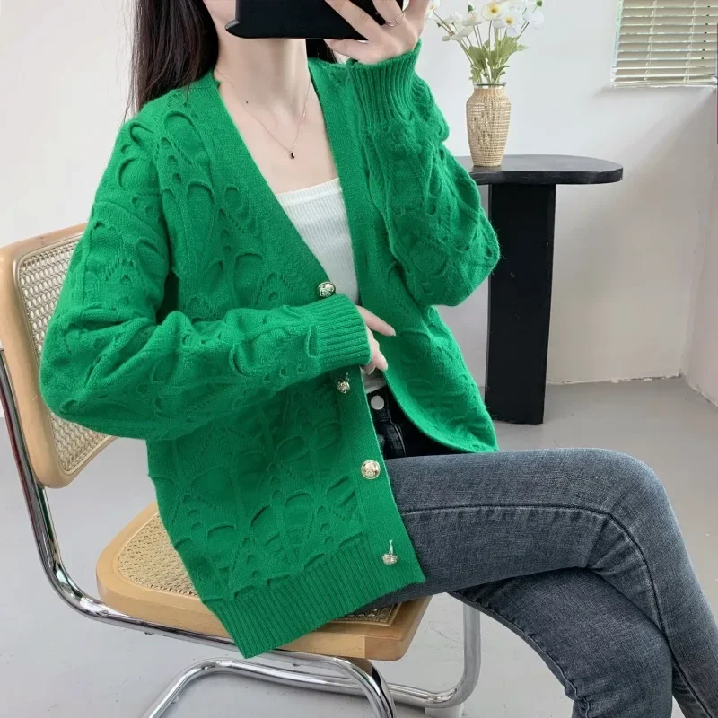 Women\'s Solid Korean Loose Knit Cardigan Button Autumn and Winter 2023 New Office Lady Long Sleeved V-neck Printing Sweater Coat