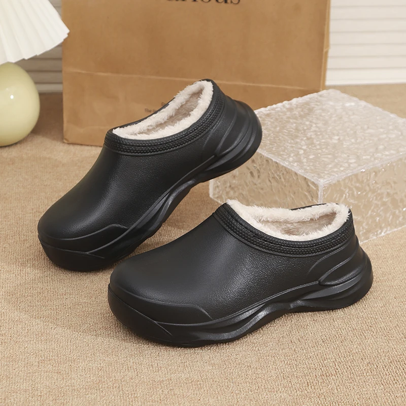 A Pair of Casual, Fashionable, Versatile, Comfortable Couple-Style Cotton Slippers, Waterproof, Non-Slip, Fleece-Lined, Thickened, Warm, Suitable for Both Indoor and Outdoor Use, Chef Shoes