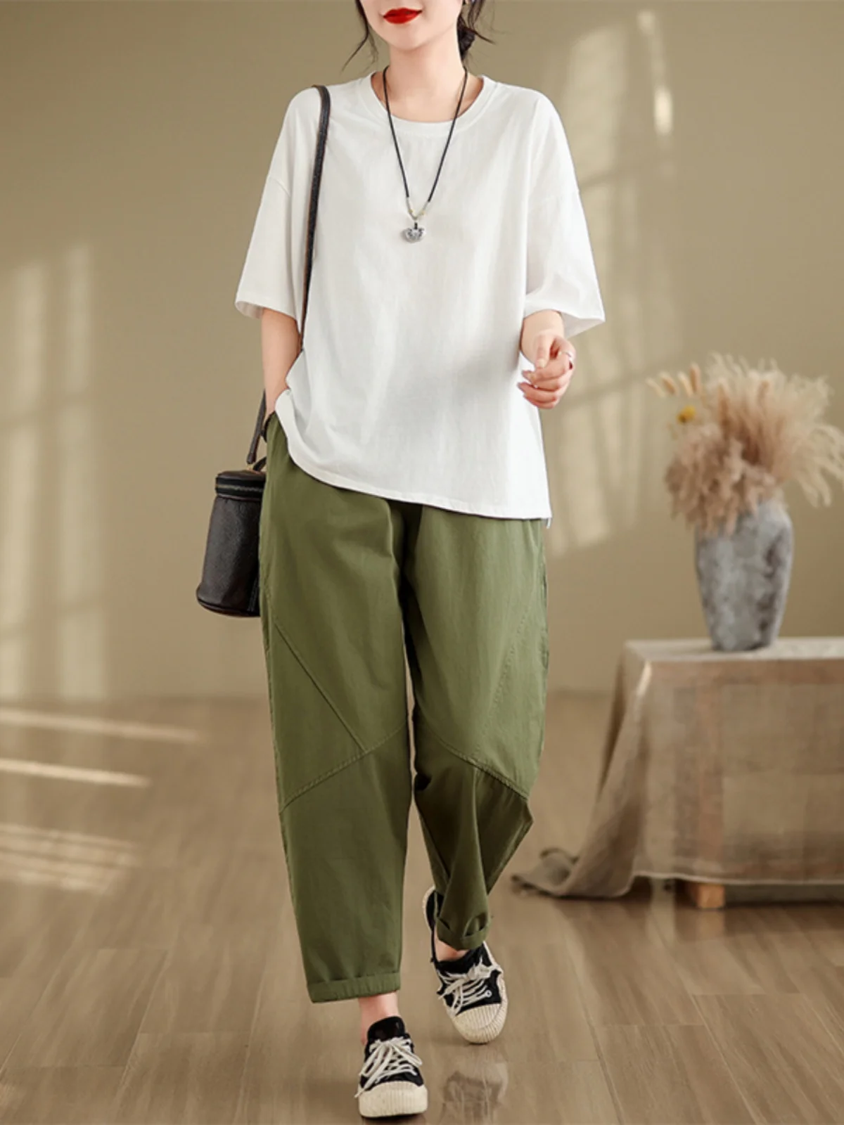 

Retro Japanese Style White T-Shirt Top Set Women Summer Loose Slimming Casual Nine-Piece Harlan Pants Two-Piece Set