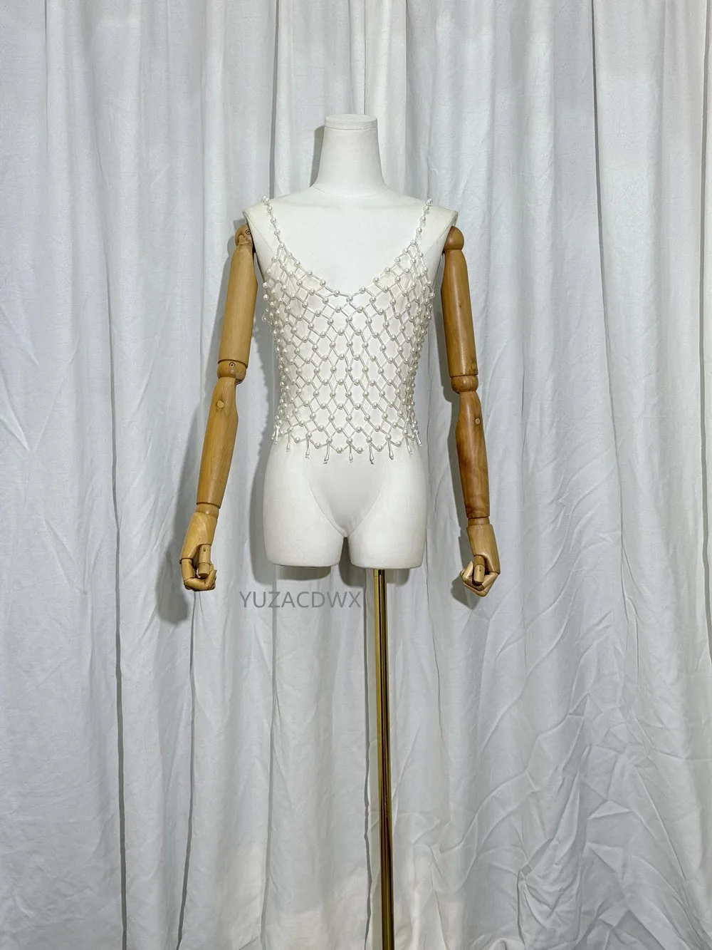 

Hot Sexy Women Handmade See Through Crystal Pearl Top Outfit Bustier Vest Body Chain Camisole Bugle Bead Beachwear Tank Top