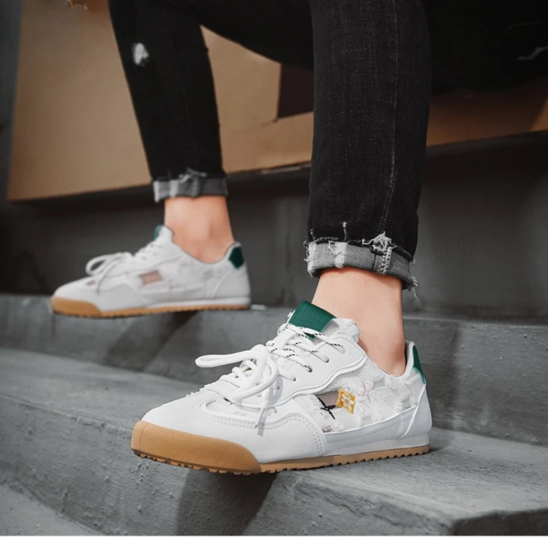 

2025 Summer New Men's Casual Shoes Versatile Men's Shoes Fashionable Outdoor Casual Sneakers Breathable Comfortable Men Shoes