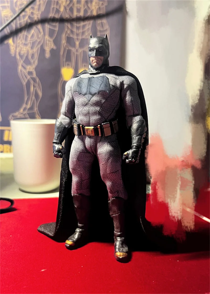 Mezco One 12-Rüstung Batman Actionfigur Batman Figur Bruce Wayne Joker Figur Sammlerstück Modell Spielzeug Geschenk Anime Auf Lager – Detail 11