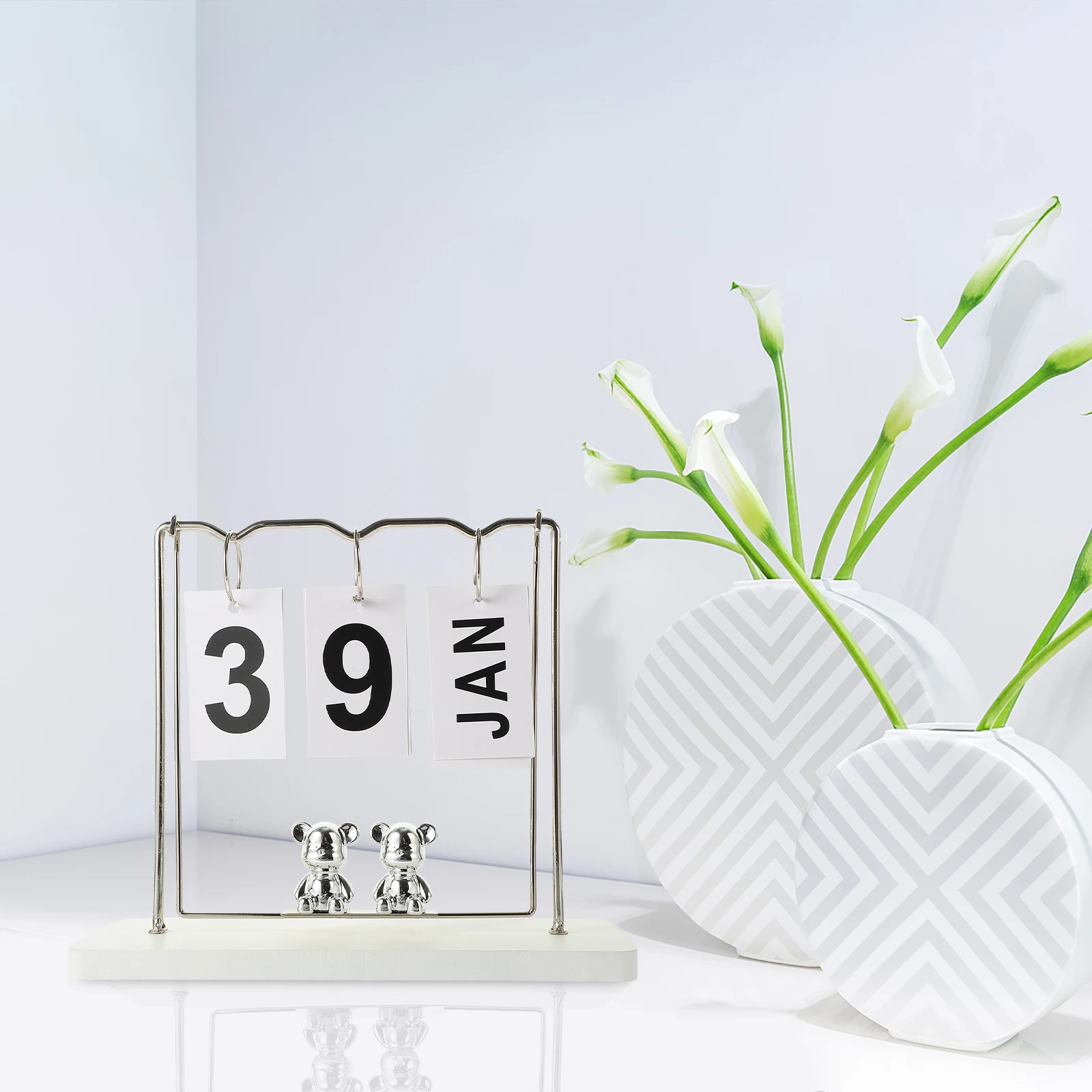 

Wooden Swing Decor Reusable Desk Calendar for Bedroom Office Home Student Gifts Small Table Piece Standing Perpetual