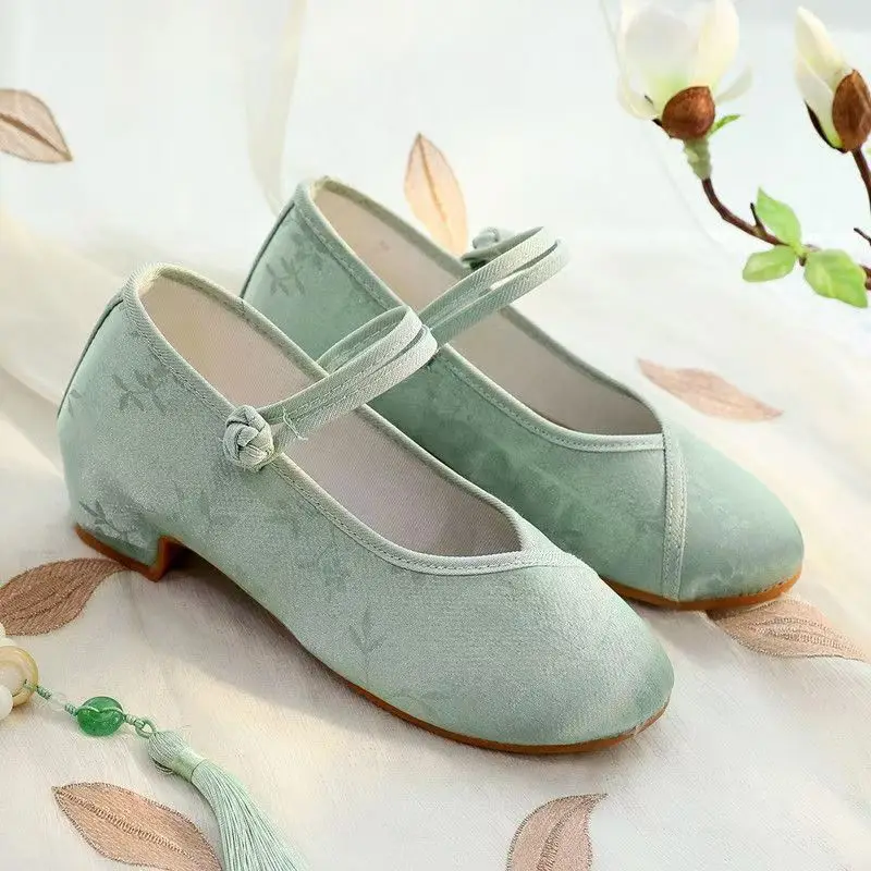 

Women's New Solid Block Heel Silk Cheongsam Shoes Spring Summer New Round Toe Shallow Buckle Strap Ethnic Style Hanfu Shoes