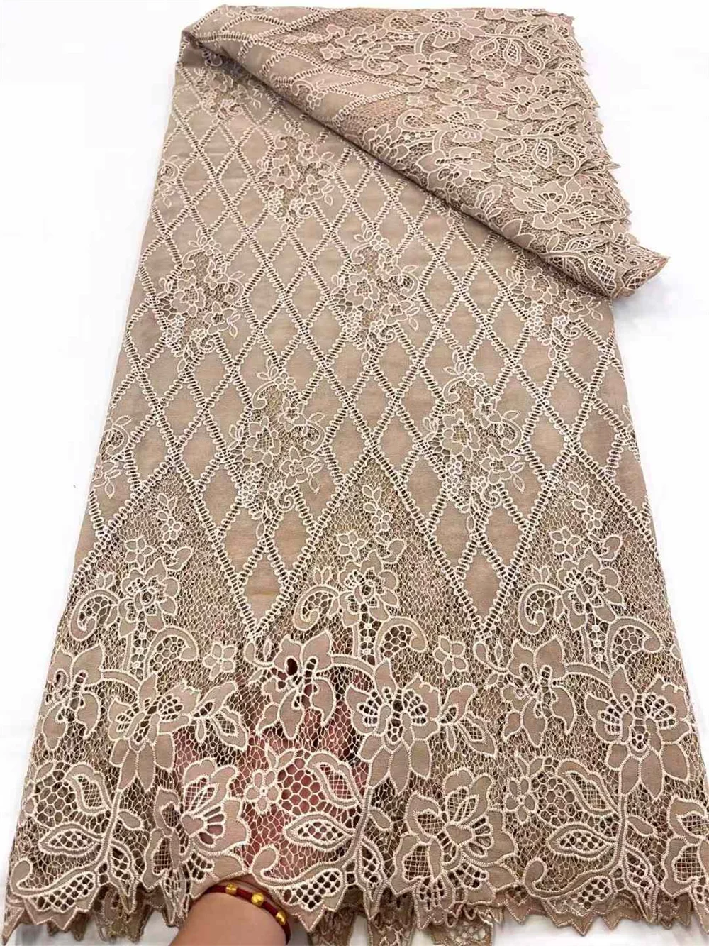 African Cotton Lace Fabric 2024 High Quality Lace Material Nigerian French African Chiffon Fabric for Women Wedding Party Q15-1