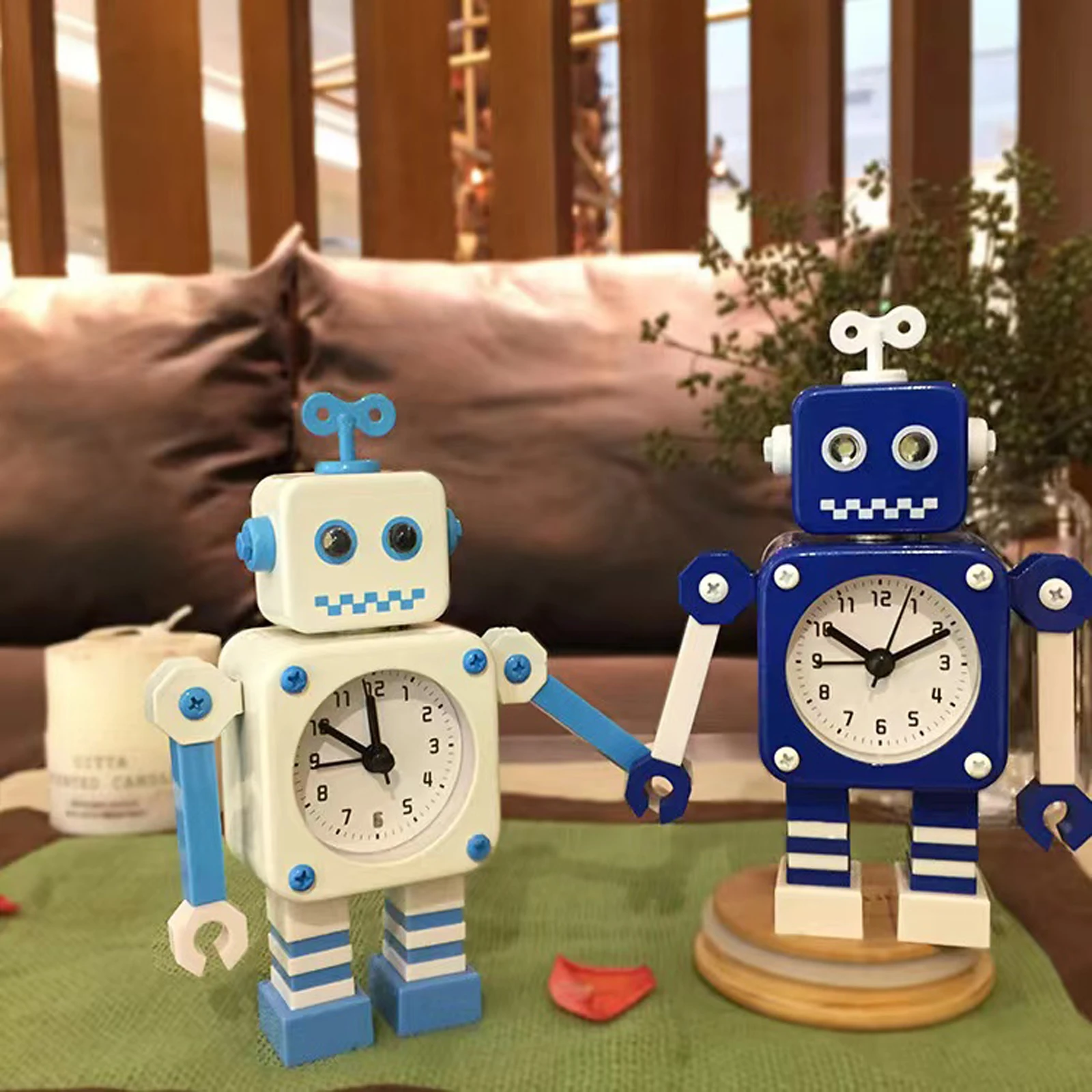 Robot Alarm Clock, Non-Ticking Wake-up Clock with Flashing Eye Lights and Rotating Arm, Gift for Kids, Funny Decoration Clock