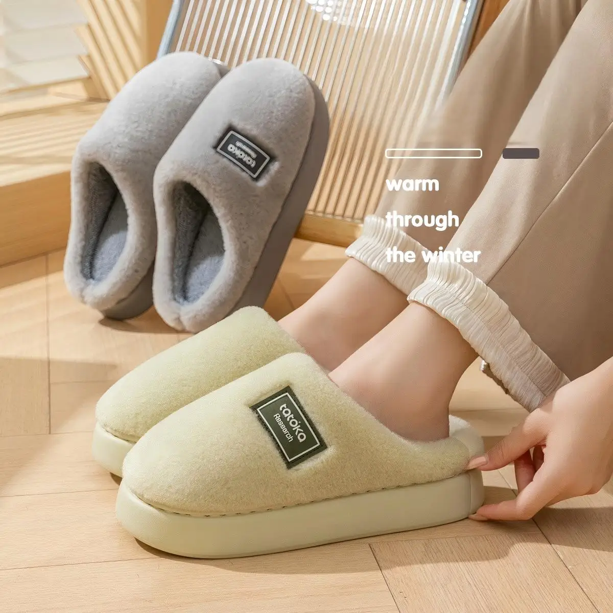 شباشب قطيفة راقية للسيدات مع ملمس يخطو على الغيوم، خريف وشتاء جديد للمنزل الداخلي قطن دافئ للنساء