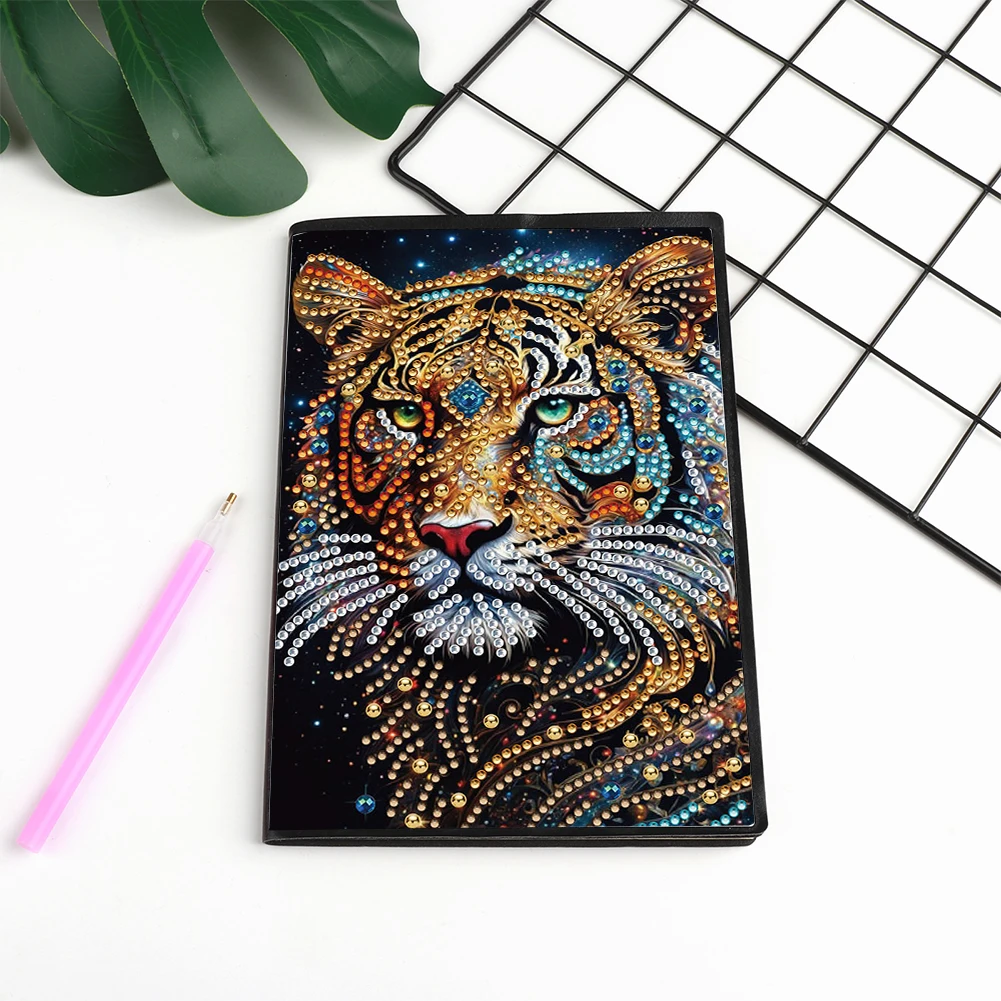 特別な形の女の子 5D DIY ダイヤモンドアート絵画ノートブックキットダイヤモンド絵画日記ブックラインなしラインストーンアートハンドクラフトキット