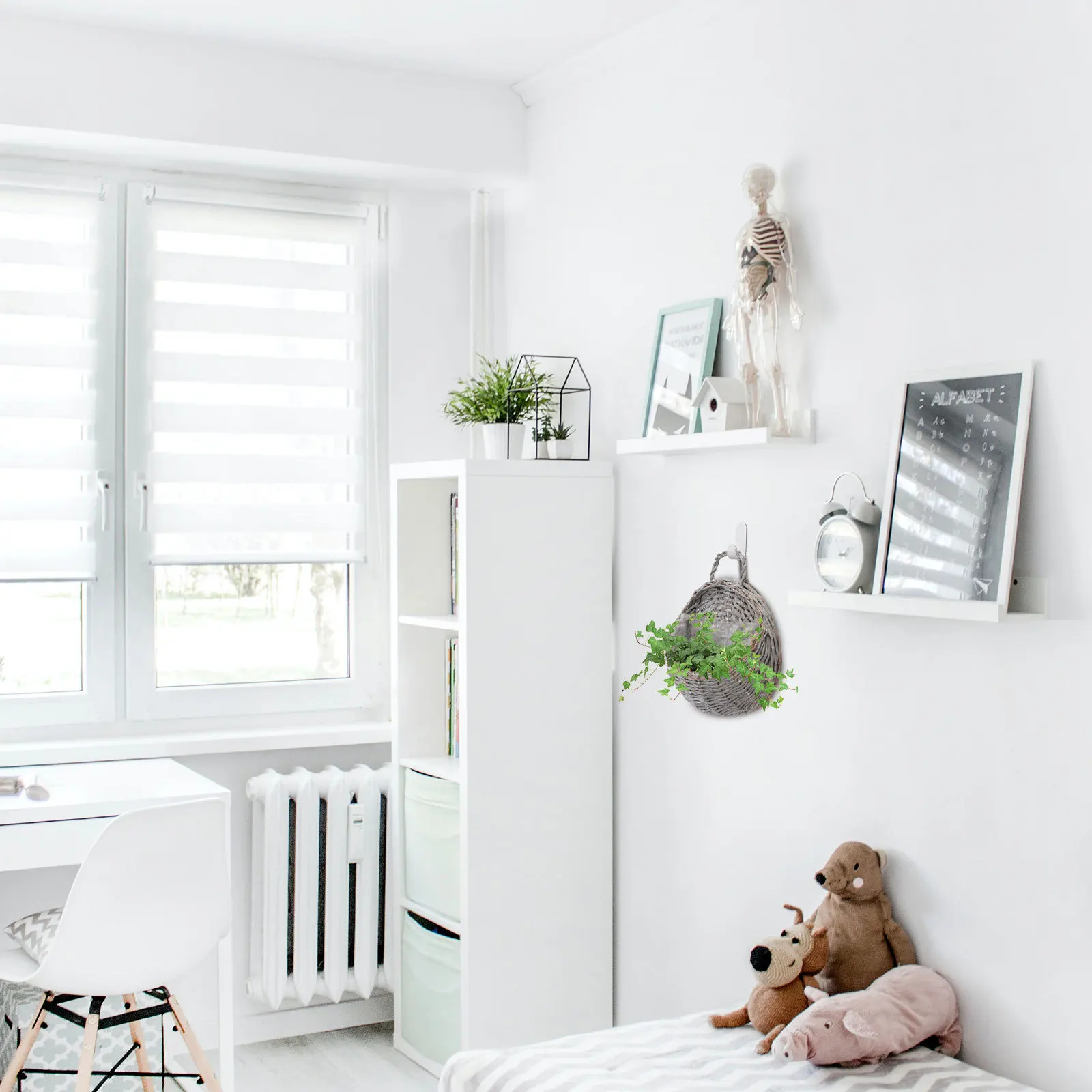 

2 pcs Grey Straw Willow Wicker Basket Hanging Wall Flower Pot For Faux Plants Home Garden Decor Rattan Hanging Basket