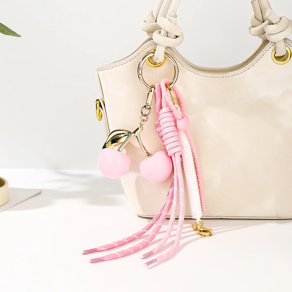novo-em-rosa-cereja-saco-charme-corda-trancada-mulher-moda-chaveiros-para-sacos-pingente-acessorios-presente